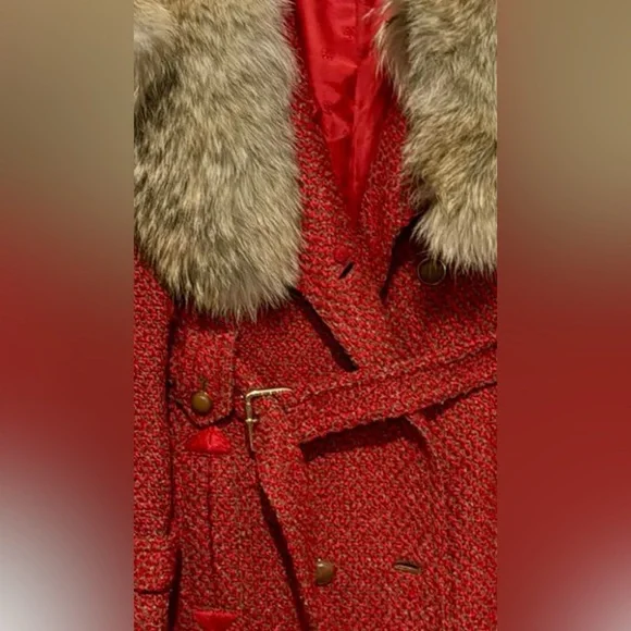 Tory Burch Red Tweed Coat with Fur Trim - Picture 2 of 9